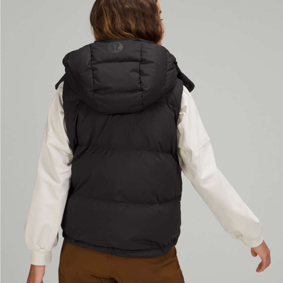 NWT Lululemon Black Wunder Puff Cropped Vest - Picture 2 of 6